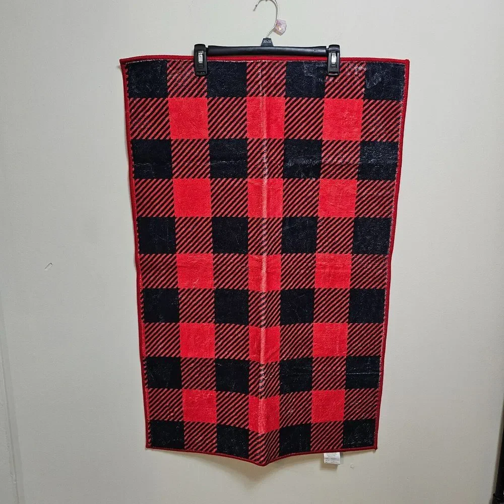 New 2x3 Washable Christmas Rug,‎ Laundry, Kitchen Multi Purpose Area Rug